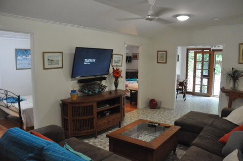 From Bush2Beach Holiday Home - Kalgoorlie Accommodation 16