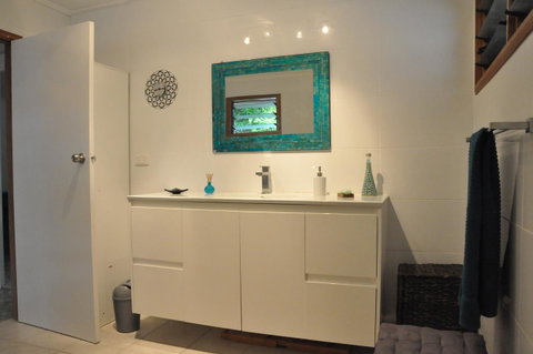 From Bush2Beach Holiday Home - Kalgoorlie Accommodation 10