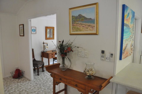From Bush2Beach Holiday Home - Kalgoorlie Accommodation 2