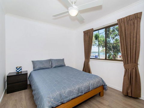 Island Homestay - Kalgoorlie Accommodation 14