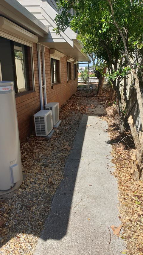 Island Homestay - Kalgoorlie Accommodation 3