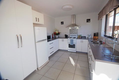 Cloud 8 On Welsby - Kalgoorlie Accommodation 2