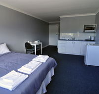 Bribie Island Square - Kalgoorlie Accommodation