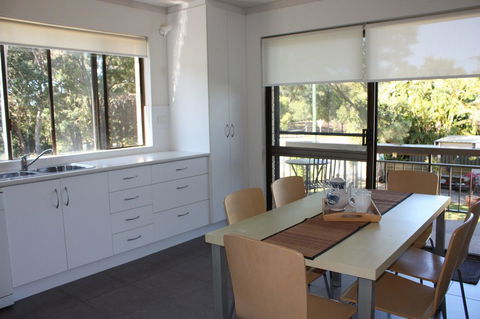 Close To Surf Beach, Surf Club, Hotel And Shops - Boyd St, Woorim - Kalgoorlie Accommodation 15