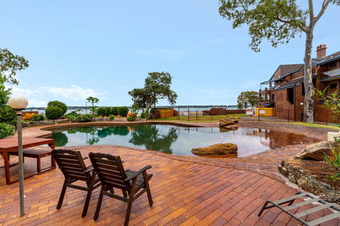 Spacious Family Unit With Incredible Views. - Kalgoorlie Accommodation 4