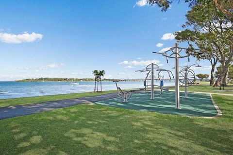 Pet Friendly Cottage In The Heart Of Bribie - Wirraway St, Bongaree - Kalgoorlie Accommodation 16