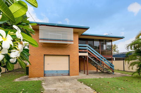 Short Stroll To Surf Beach - North Street, Woorim - Kalgoorlie Accommodation 0