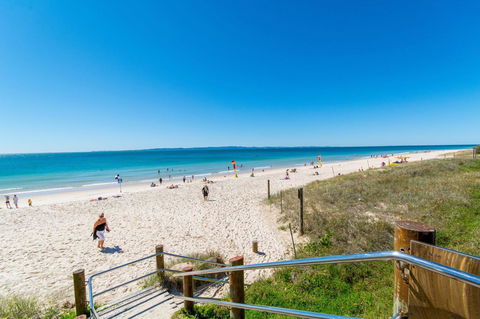 Short Stroll To Surf Beach - North Street, Woorim - Kalgoorlie Accommodation 15
