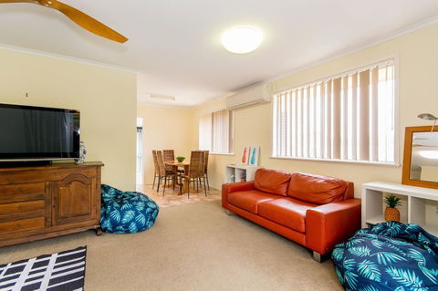 Short Stroll To Surf Beach - North Street, Woorim - Kalgoorlie Accommodation 17