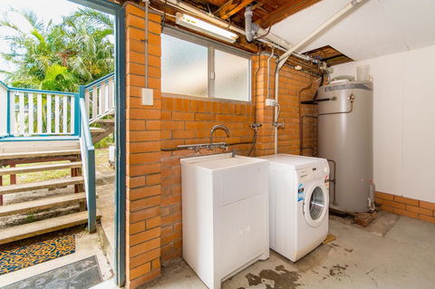 Short Stroll To Surf Beach - North Street, Woorim - Kalgoorlie Accommodation 1