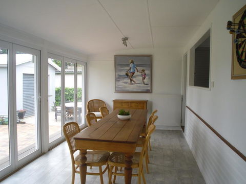 Hampton Cottage- Delightful Cottage Bring Your Dog! - Kalgoorlie Accommodation 9