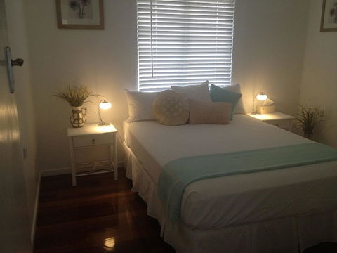 Hampton Cottage- Delightful Cottage Bring Your Dog! - Kalgoorlie Accommodation 6
