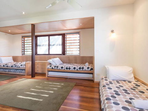 Laguna House - Kalgoorlie Accommodation 5
