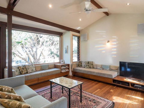 Laguna House - Kalgoorlie Accommodation 14