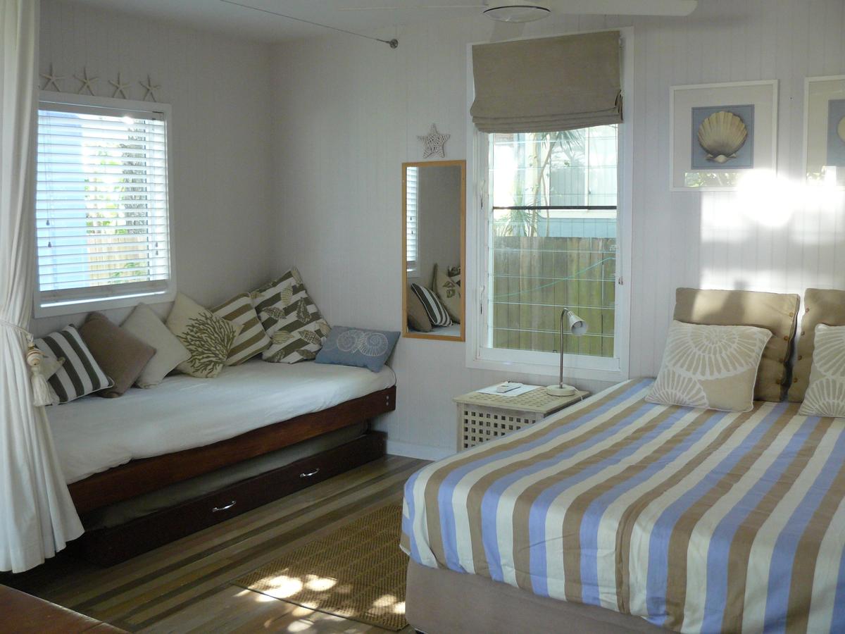 Amity Point QLD Kalgoorlie Accommodation