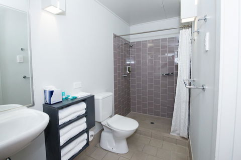 Allure Stradbroke Resort - Kalgoorlie Accommodation 25