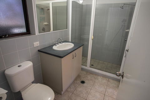 Point Break Beach House - Kalgoorlie Accommodation 16