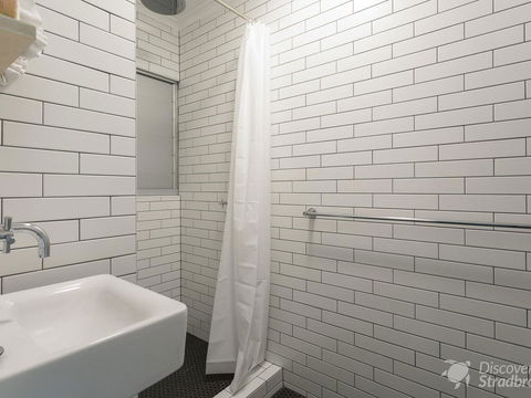 Curlew Shack - Kalgoorlie Accommodation 5