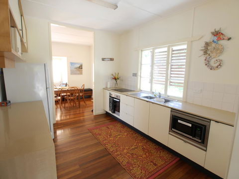 Frenchmans Cottage - Kalgoorlie Accommodation 7