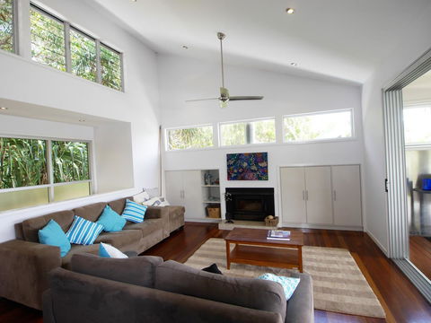 Sandbar - Kalgoorlie Accommodation 5