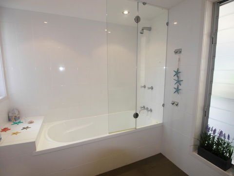 Sandbar - Kalgoorlie Accommodation 14