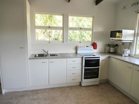 BAMBARA - Kalgoorlie Accommodation 5