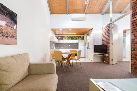 #162 Nautilus Resort - Kalgoorlie Accommodation 1