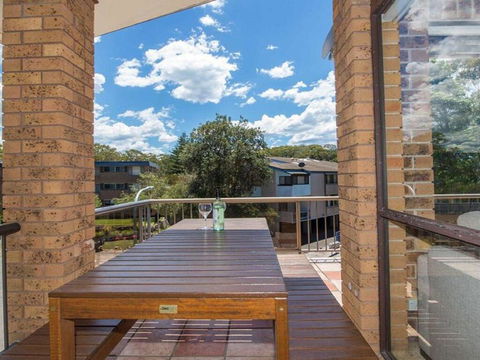 'COLUMBIA VIEWS', 2/9 COLUMBIA CLOSE - AIRCON, WIFI, NETFLIX, VIEWS & BOAT PARKING - Kalgoorlie Accommodation 2