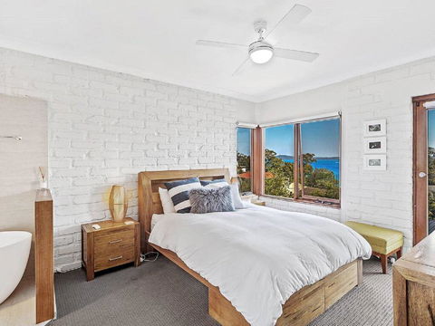 'Nunkeri', 5 Kerrie Close - Stunning House With Fabulous Views, Linen, WIFI & Air Conditioning - Kalgoorlie Accommodation 1