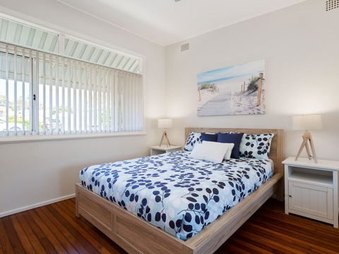 'Shoalz', 28 Rigney Street - Renovated Pet Friendly Cottage & Boat Parking - Kalgoorlie Accommodation 1