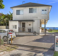 'Yacaaba' Beautiful Waterfront Location - Kalgoorlie Accommodation