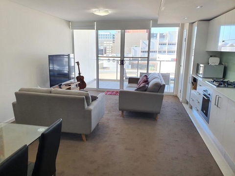 (just Listed) Bolton St 1br 350m Walk To Newcastle Beach +++ Wifi End Eand - Kalgoorlie Accommodation 3