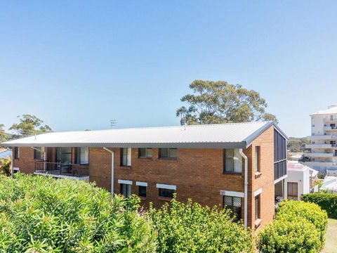 1 'BAHIA', 47 RONALD AVE - GREAT LOCATION WITH FILTERED WATER VIEWS - Kalgoorlie Accommodation 1