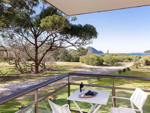1 'Intrepid', 3 Intrepid Close - Amazing Views Of Shoal Bay, Only 100m From The Beach - Kalgoorlie Accommodation 0