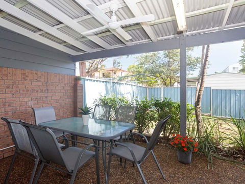 1/10 Catalina Close - So Close To The Water - Kalgoorlie Accommodation 0