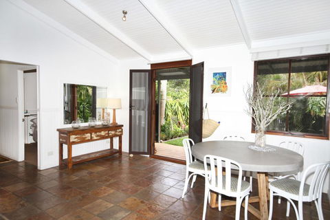 1/121 Park Crescent, Coolum Beach - Kalgoorlie Accommodation 2