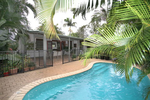 1/121 Park Crescent, Coolum Beach - Kalgoorlie Accommodation 0