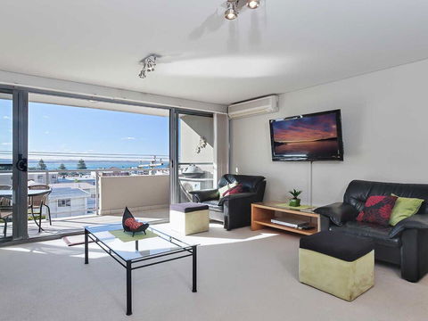 11 'Bayview Apartment' 42 Stockton Street - Right In The CBD Of Nelson Bay With Water Views - Kalgoorlie Accommodation 0