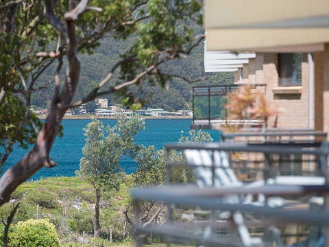11 'Shoreline' 1 Intrepid Close - Cosy Unit Within Walking Distance To The Water - Kalgoorlie Accommodation 0