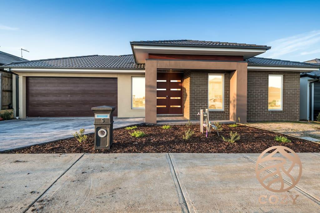 Arthurs Creek VIC Kalgoorlie Accommodation