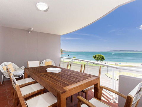 12 'Florentine' , 11 Columbia Close - WIFI, Aircon, Spectacular Views - Kalgoorlie Accommodation 0