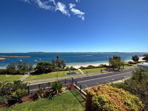 12 'Kiah', 53 Victoria Pde - Panoramic Water Views In The Heart Of Nelson Bay - Kalgoorlie Accommodation 0