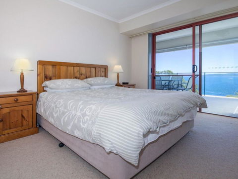 12 'Le Vogue', 16 Magnus St - Sensational Water Views, Lift, Pool & Tennis Court - Kalgoorlie Accommodation 2
