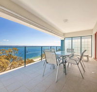 12 'Le Vogue' 16 Magnus St - Sensational Water Views Lift Pool  Tennis Court - Kalgoorlie Accommodation