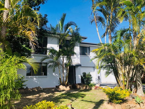 12 Cooloola Drive - Family Home, Close To Beach, Pet Friendly - Kalgoorlie Accommodation 3