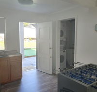 12 Cooloola Drive - Family home close to beach pet friendly - Kalgoorlie Accommodation