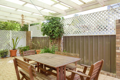 120 Ocean Parade Dalmeny - Kalgoorlie Accommodation 0