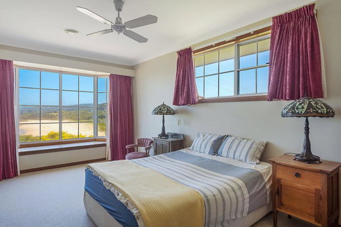 120 Ocean Parade Dalmeny - Kalgoorlie Accommodation 1