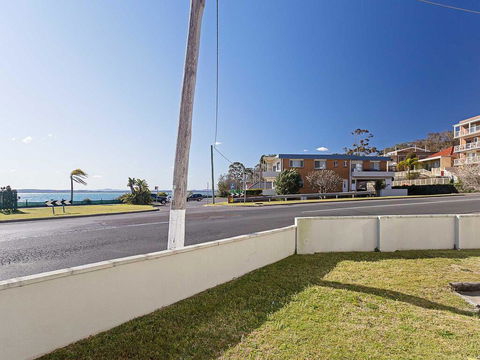 13 'Bayview Towers', 15 Victoria Parade - Ground Floor Unit With Magical Water Views - Kalgoorlie Accommodation 0