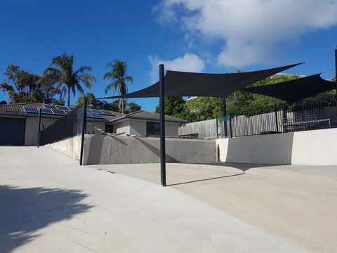 13 Coora Court - Sleeps 6, Pool, Air Con, Pets - Kalgoorlie Accommodation 3